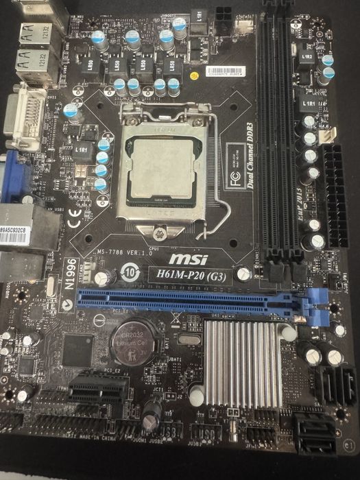 Комплект материнська плата, процессор та оперативна память