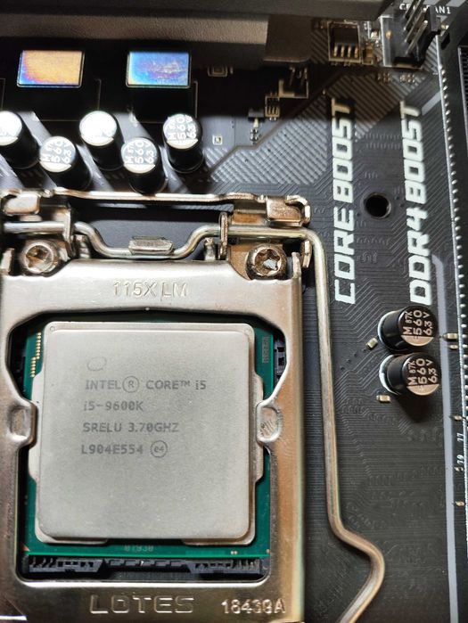 Zestaw i5-9600K | MSI Z390 Tomahawk | 16GB G.Skill | BOX – Stan Idealny