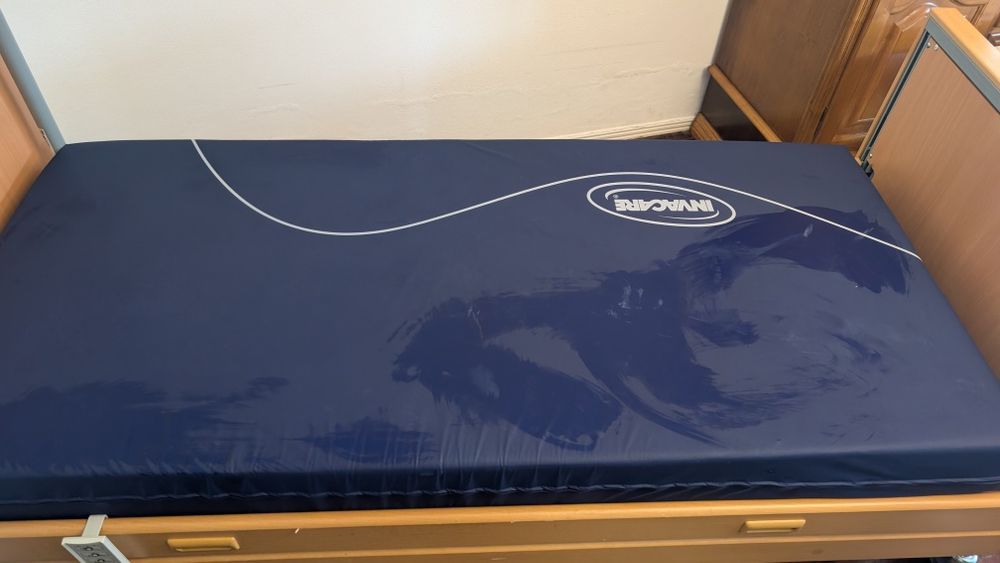 Cama hospitalar Invacare Alegio