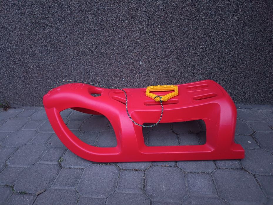 Sanki plastikowe jak nowe
