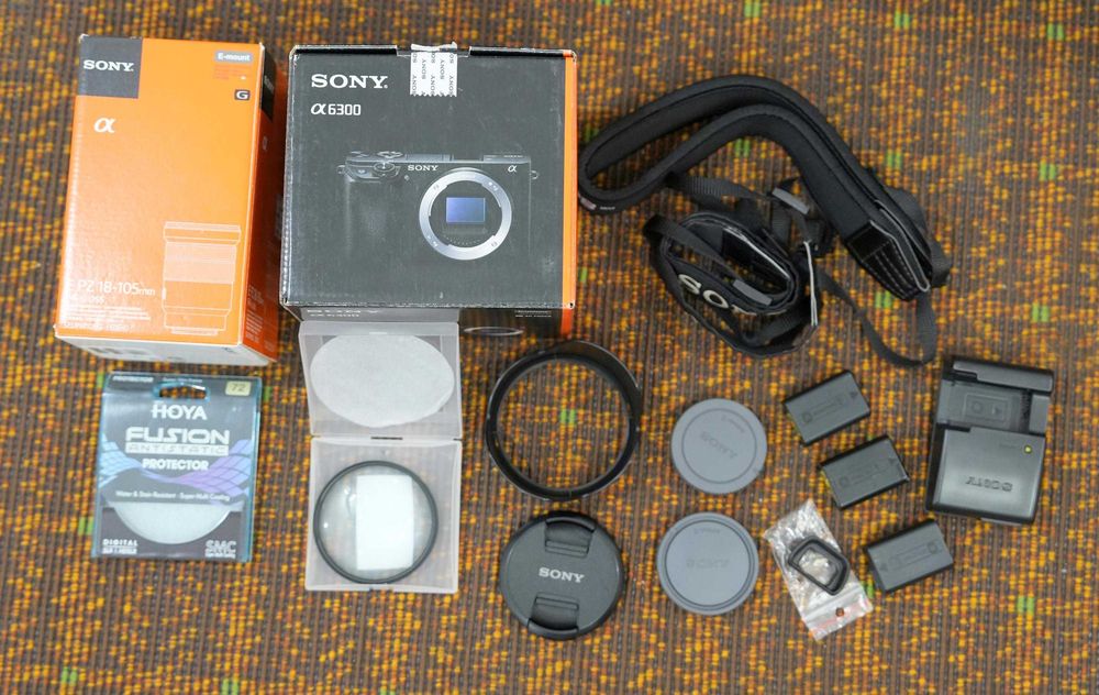 Aparat SONY A6300 + Obiektyw Sony 18-105/f4G (3 akumulatory) APS-C