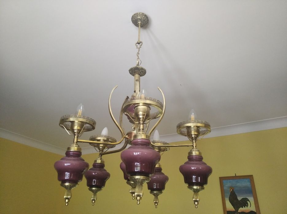 candeeiro restaurado era 120 agora 90€