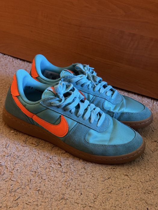 Nike field retro