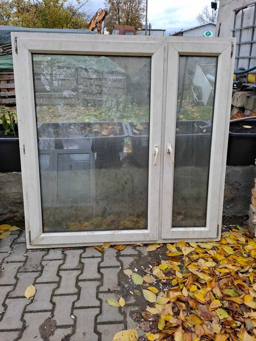 Okna z rozbiórki