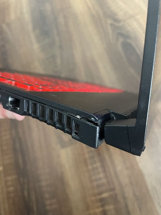 Ігровий ноутбук MSI GF75 17,3