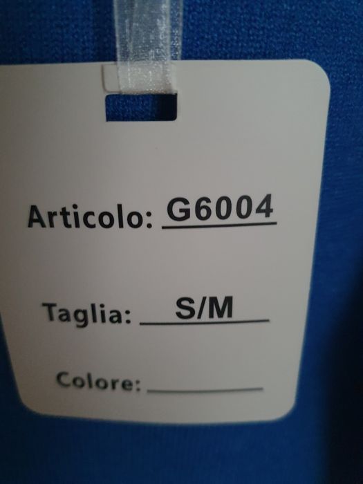 Cienki niebieski sweter