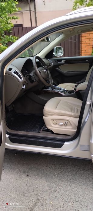Продам Audi Q5 2015