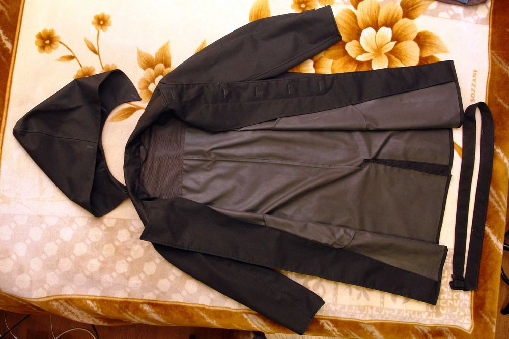 Непромокаемый плащ с капюшоном ВМФ СССР. Размер 50-52 Не использовался