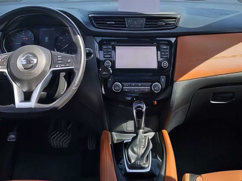 Nissan Rogue SL      2017