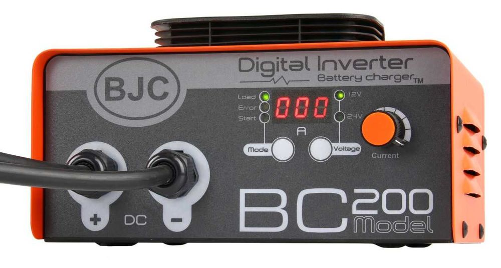 Prostownik INWERTEROWY z Rozruchem BC-200 BJC 200A 12/24V