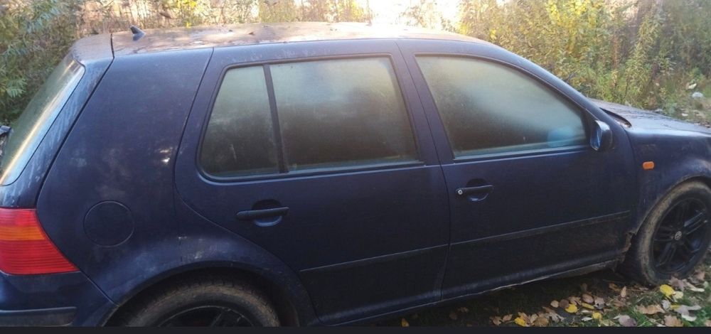 VW Golf 4 1.4 98. Гольф