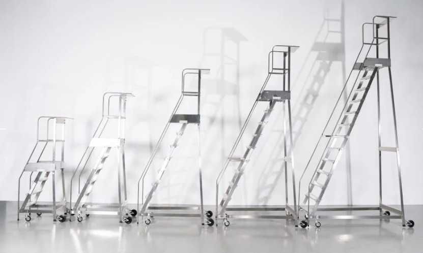 Escadas com Plataforma