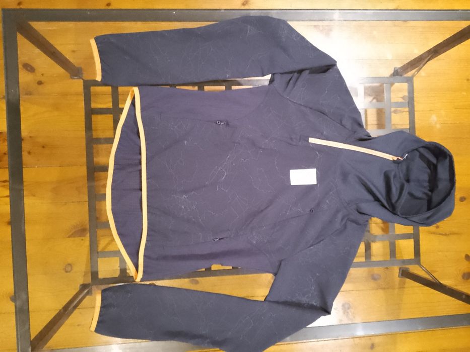 Nowa Puma bluza XS