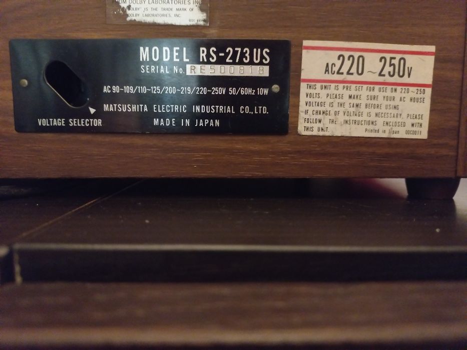 Technics RS-273 Cassette Player + Free Cassettes64729625289475122