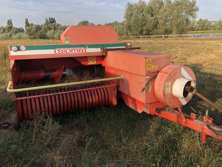 Прес-підбирач SIMPA Z224