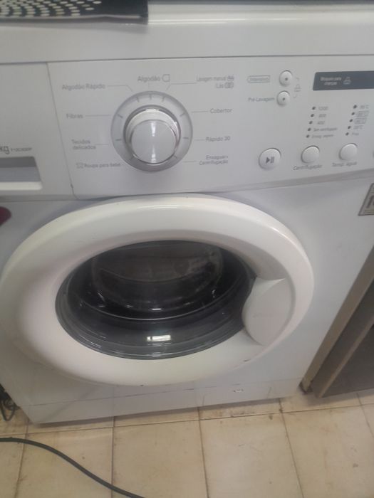 LG 8kgs digital 180€