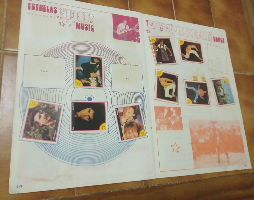 Caderneta ESTRELAS DA TOP MUSIC