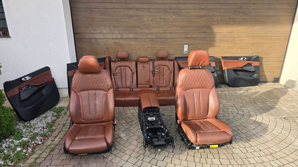 Komplet Foteli wraz z boczkami do BMW X5 G05 komforty grzane i wentylowane