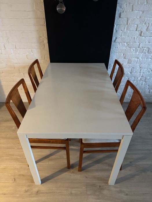 Krzesło z lat 60 tapicerowane odnowione (mam 8)