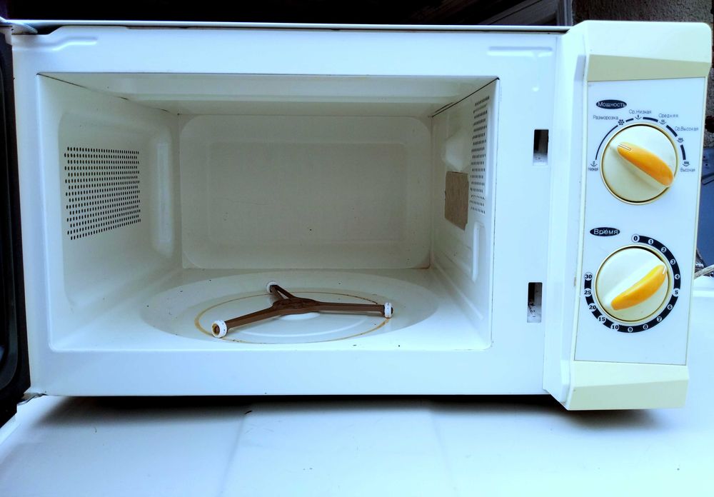 микроволновка  нормальном состоянии