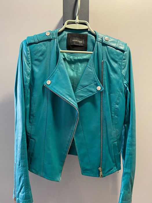 Шкіряна куртка фірма Guess