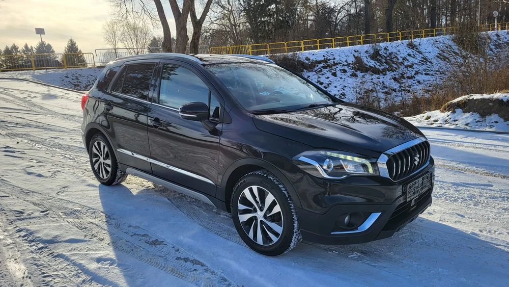 Suzuki SX4 S-Cross Lifting__FULL__LED__Navi__Kamera__KeyLess__2xPDC__Radar__Serwis !!!