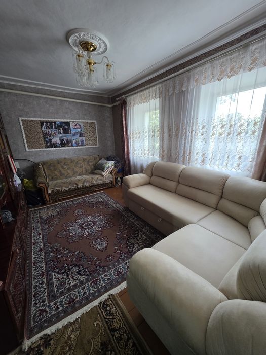 Продам будинок  в місті  П'ятихатки
