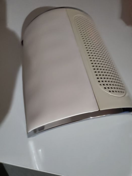 Pochłaniacz pyłu do paznokci