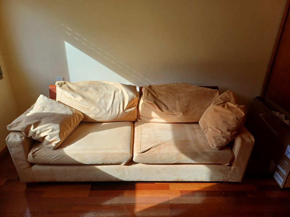 Sofá grande + espelho