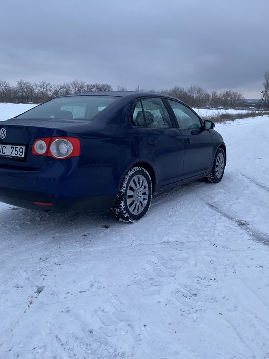 Volkswagen jetta Фольксваген джета 2008 год