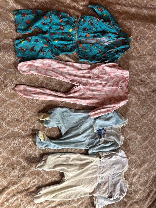 Дитячі речі 0-2 роки