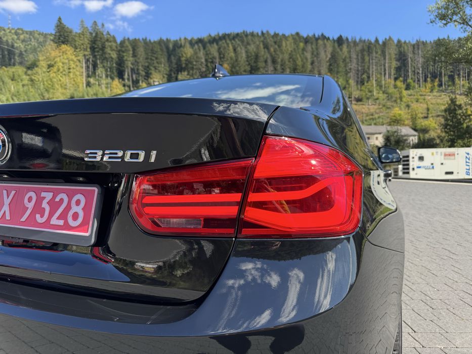 BMW F30 2015 xdrive