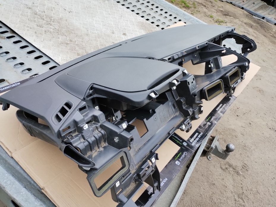 Konsola deska citroen Berlingo IV 4 peugeot Rifter