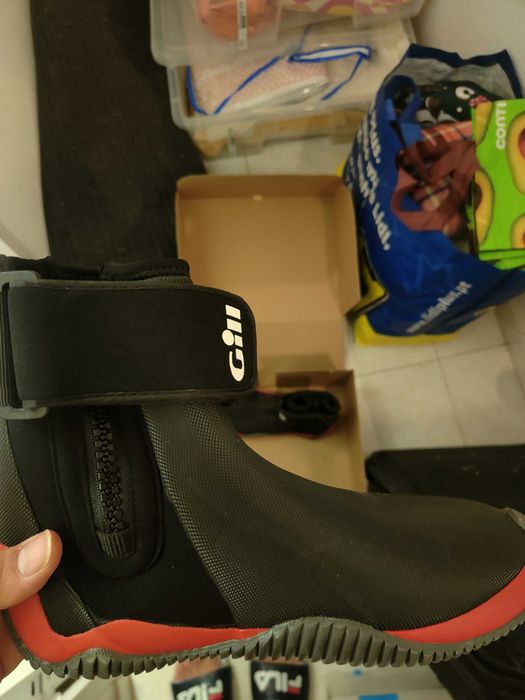 Botas de mergulho