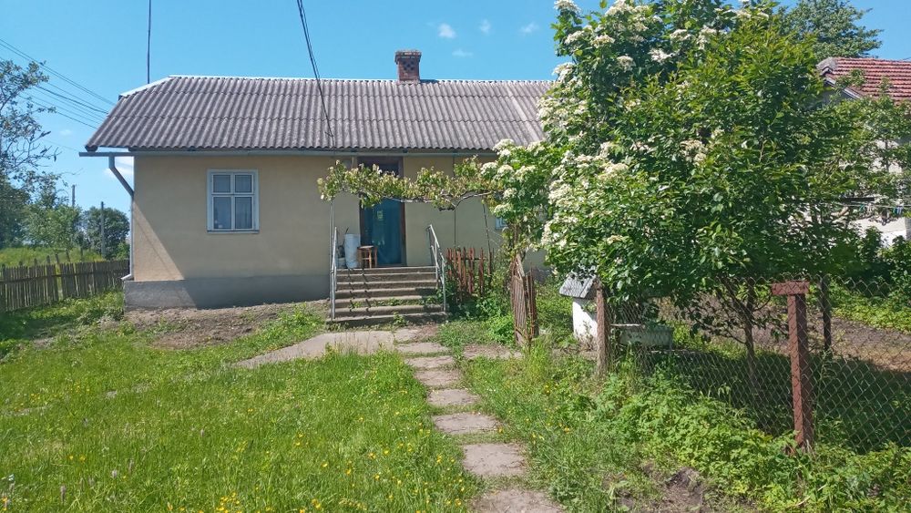 Срочно продам дім біля Нового Роздолу у селі Піддністряни Львівської о