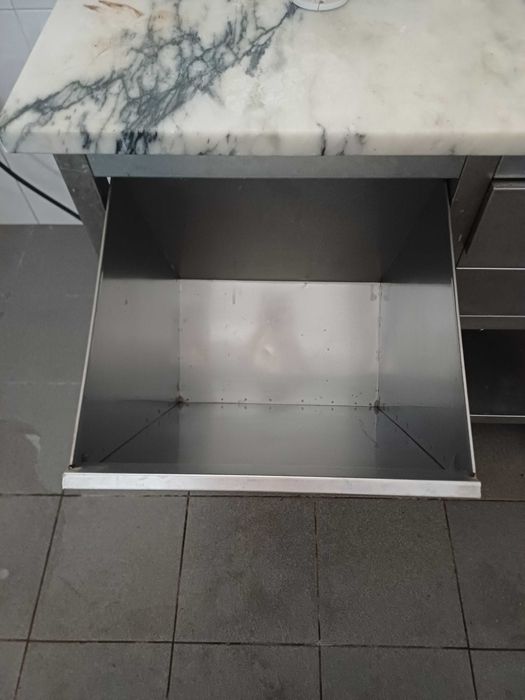 Bancadas e recheio de café pastelaria