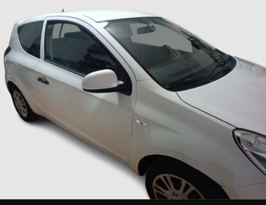 Hyundai I20 1.400c diesel bom estado 5.750€