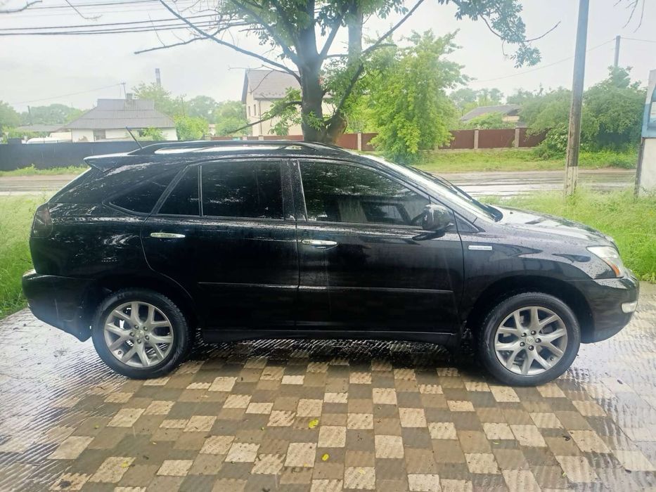 Продам автомобіль.