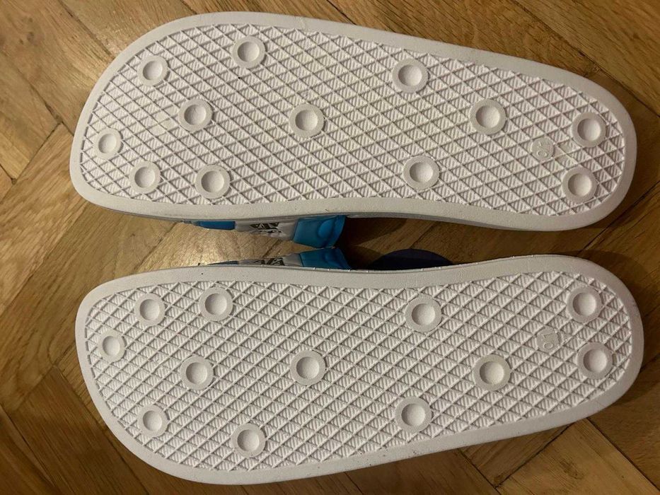 Klapki Oryginalne z Argentyny