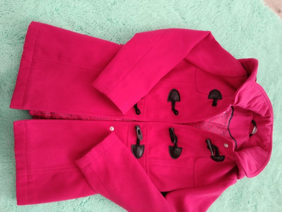 Płaszcz George rozmiar z metki 128-135 na 8-9 lat