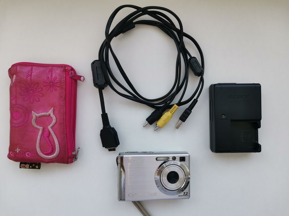 Máquina Fotográfica Sony sem cartão de memória