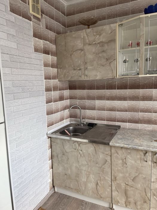 Сдаётся 3-комнатная квартира, район Химик