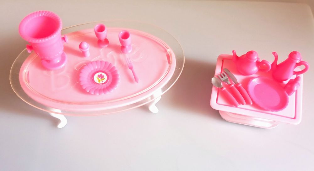Barbie acessórios para refeição.