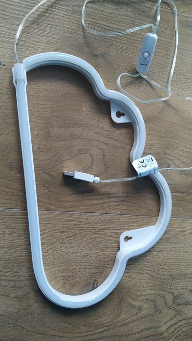 Neonowa lampka chmurka