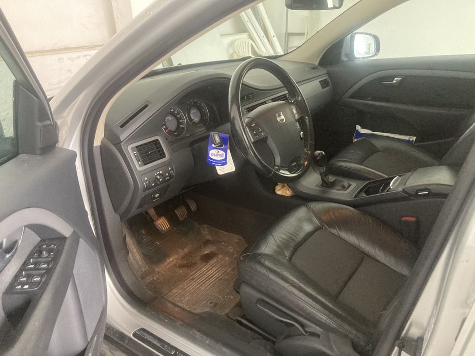 Volvo V70 d5 em bom estado