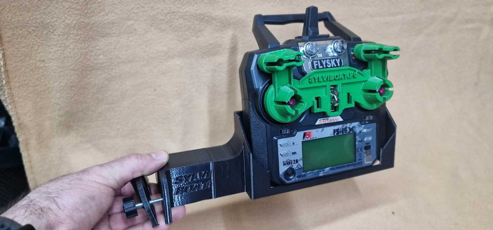 kieszeń na aparaturę flysky