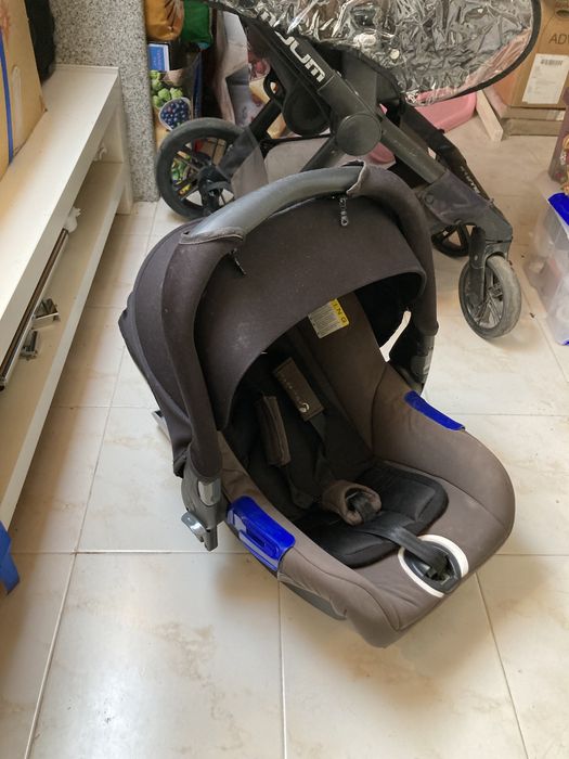 Various baby items with Jane stroller.64739757492355122