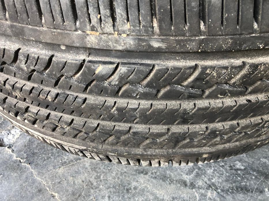 Jantes Toyota com pneus possibilidade de entrega