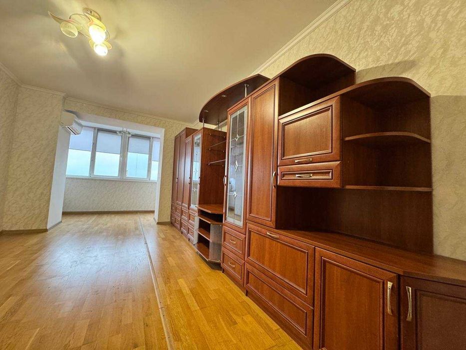 Без% Продаж квартири Чабани Центр 50м2