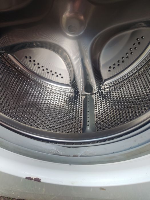 Пральна машинка whirlpool